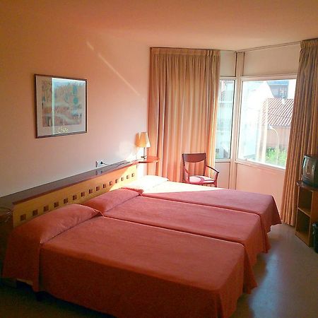 Hotel Montmelo Luaran gambar