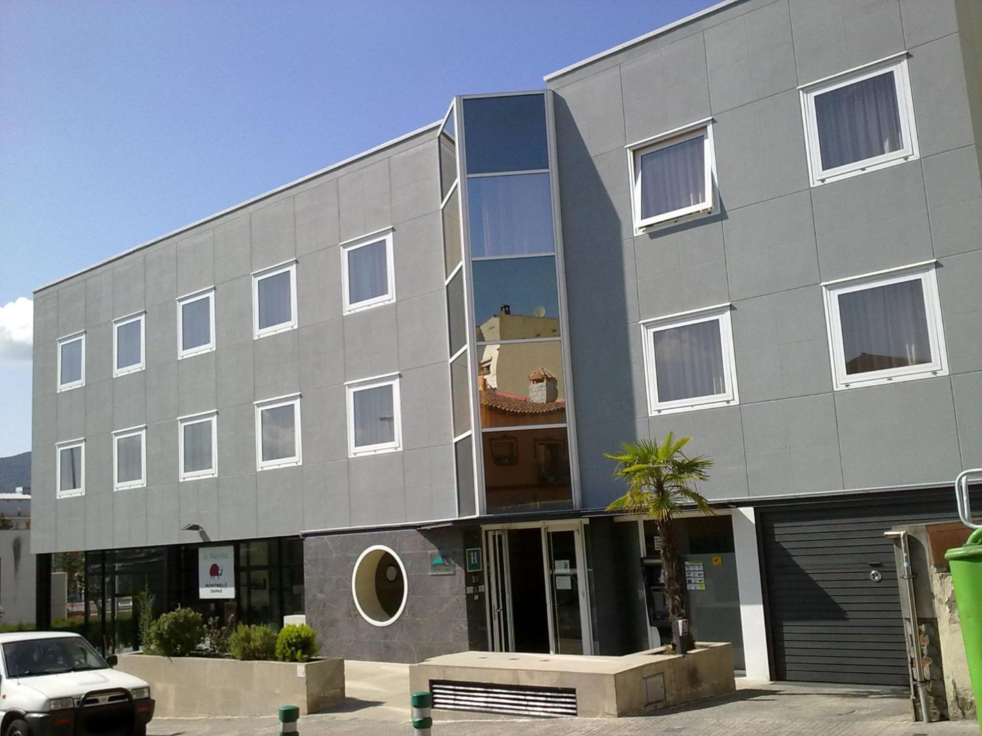 Hotel Montmelo Luaran gambar