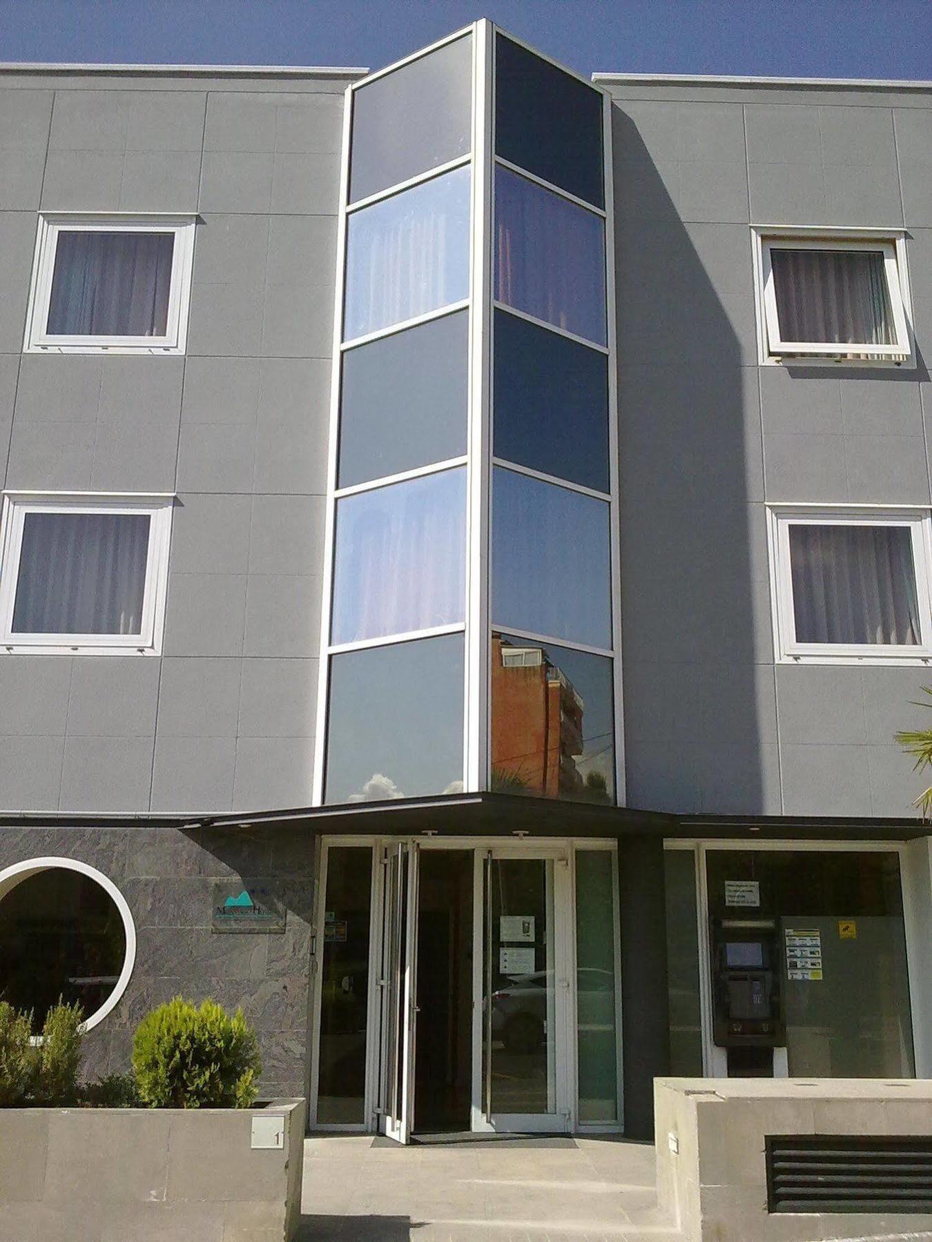 Hotel Montmelo Luaran gambar