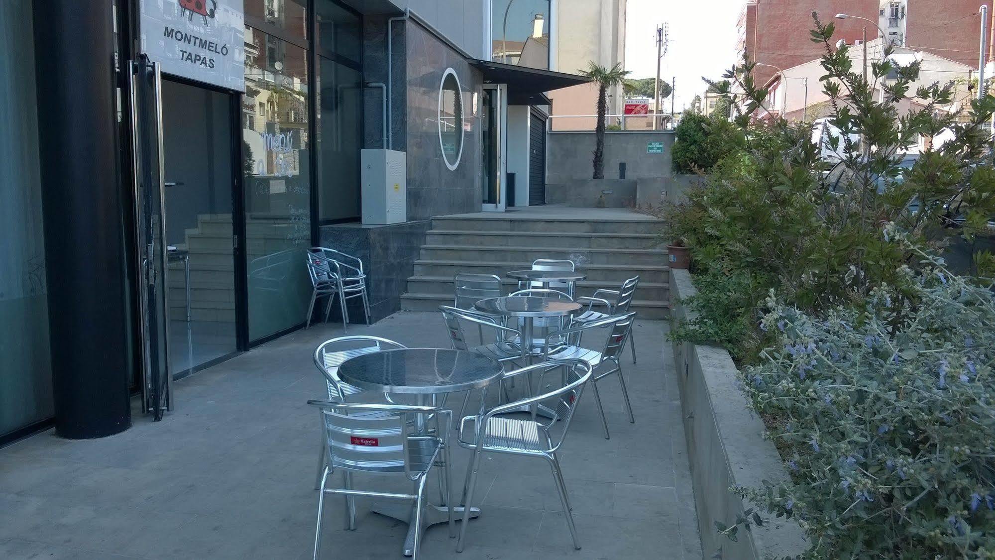 Hotel Montmelo Luaran gambar