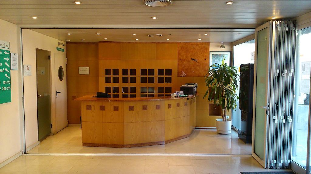 Hotel Montmelo Luaran gambar